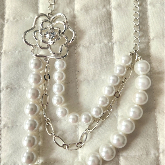 Necklace - Picture 2 of 2